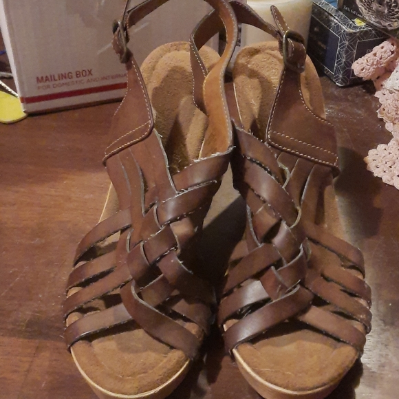 WOMEN'S  DRESS  SHOES G.H.BASS & CO. - Picture 2 of 6